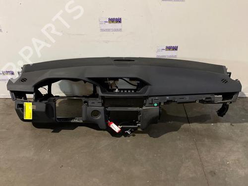 dashboard-mercedes-benz-e-class-w212-2009-2010-2011-2012-2013-2014-2015-2016-38845344 main image