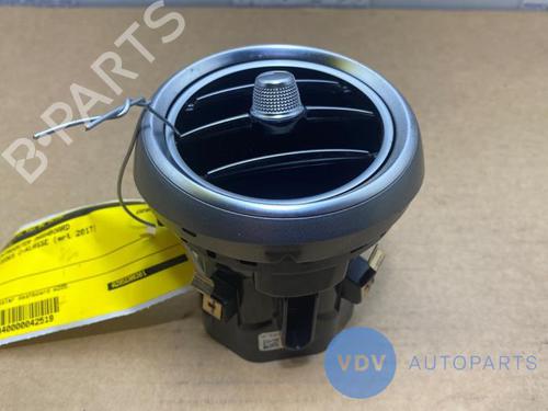 Used Air vent MERCEDES-BENZ C-CLASS (W205) C 200 EQ Boost 4-matic (205.078) (184 hp) 25955949