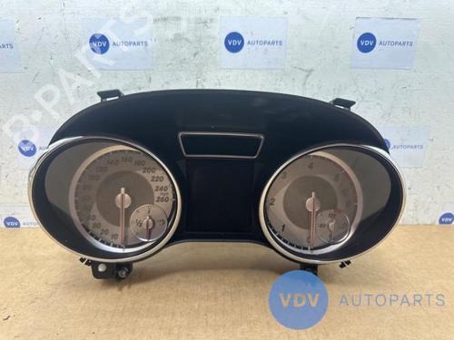 Used Display monitor MERCEDES-BENZ CLA Coupe (C117) CLA 200 CDI (117.301) (136 hp) 25974104