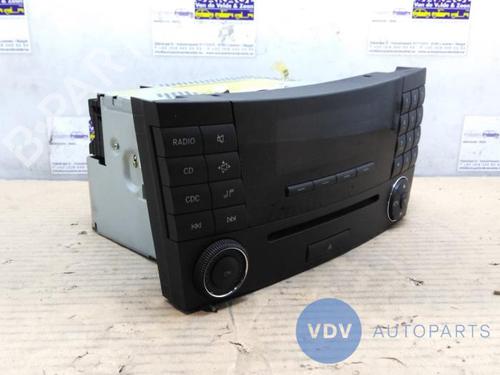 Used Radio MERCEDES-BENZ E-CLASS T-Model (S211) E 220 T CDI (211.206) (150 hp) 25942873