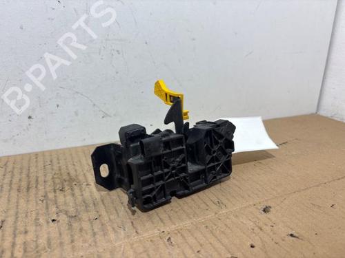Used Tailgate lock Tailgate lock CHEVROLET CORVETTE 5.7 (208 hp) 40483109 40483109