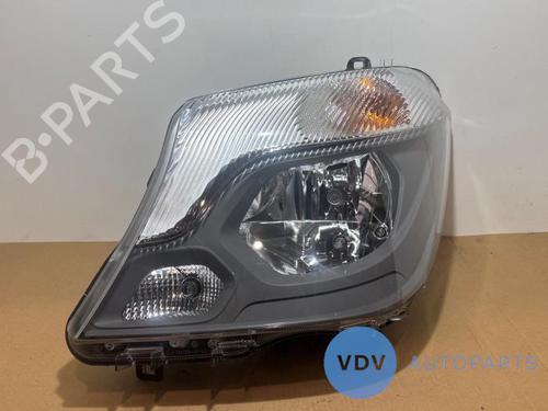 Used Left headlight MERCEDES-BENZ SPRINTER 3,5-t Van (B906) 313 CDI (906.631, 906.633, 906.635, 906.637) (129 hp) 28127403