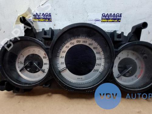 Used Display monitor MERCEDES-BENZ C-CLASS (W204) C 200 CDI (204.007, 204.006) (136 hp) 25956472