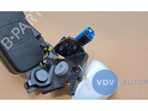 Seat buckle MERCEDES-BENZ C-CLASS (W205) C 200 4-matic (205.079) | BP25960569I32 
