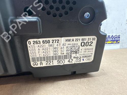 instrument-cluster-mercedes-benz-s-class-w221-v221-2005-2006-2007-2008-2009-2010-2011-2012-2013-38844837 main image