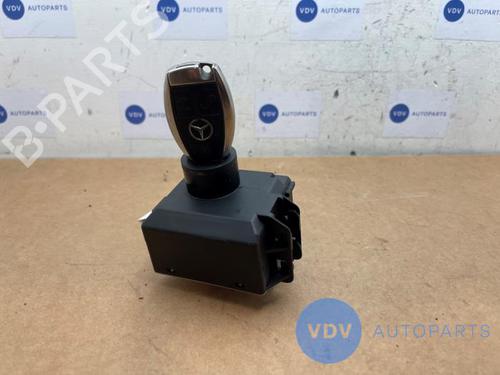 Ignition barrel MERCEDES-BENZ A-CLASS (W176) A 180 CDI / d (176.012) | BP25963189M48 