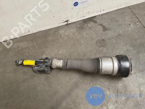 Used Right rear shock absorber MERCEDES-BENZ S-CLASS (W221, V221) S 320 CDI 4-matic (221.080, 221.180) (235 hp) 25963534