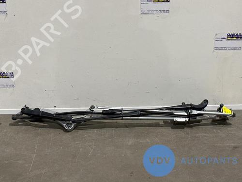 Used Front wipers mechanism MERCEDES-BENZ A-CLASS (W169) A 160 (169.031, 169.331) (95 hp) 25945712