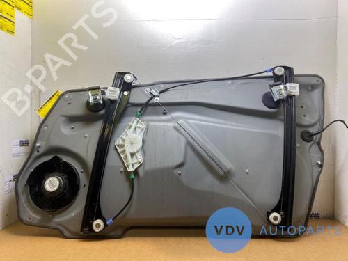 Front left window mechanism MERCEDES-BENZ A-CLASS (W169) A 160 (169.031, 169.331) | BP25958993C22 