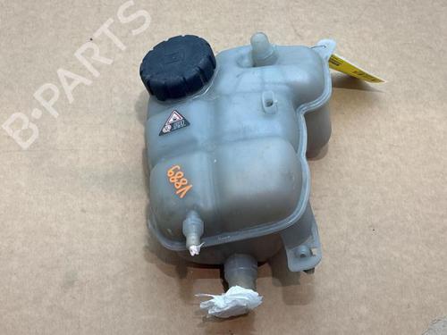 expansion-tank-mercedes-benz-cla-shooting-brake-x118-2019-38828793 main image