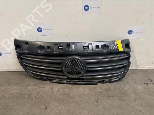 Used Grille Grille 38833202 38833202