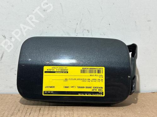 Tapa exterior combustible Tapa exterior combustible HUMMER HUMMER H1 6.5 Turbo D (197 hp) 39731750 39731750