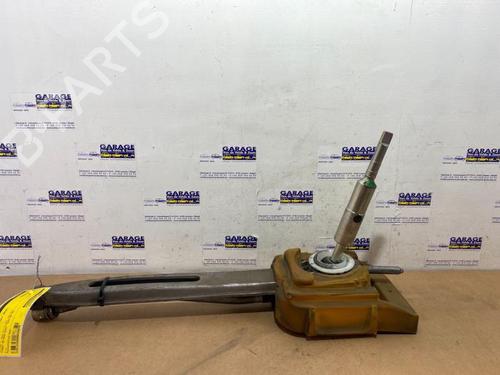gear-lever-mercedes-benz-c-class-w204-2007-2008-2009-2010-2011-2012-2013-2014-2015-38848269 main image