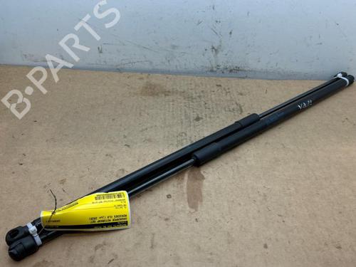 hood-lift-support-mercedes-benz-cla-shooting-brake-x118-2019-38821777 main image