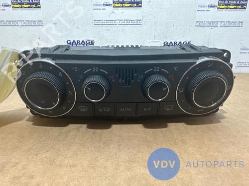 AC-Styringsenhed/Manøvreenhed MERCEDES-BENZ C-CLASS (W203) C 200 CDI (203.007) (122 hp) 25948622