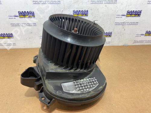 heater-blower-motor-mercedes-benz-cla-coupe-c117-2013-2014-2015-2016-2017-2018-2019-38850652 main image