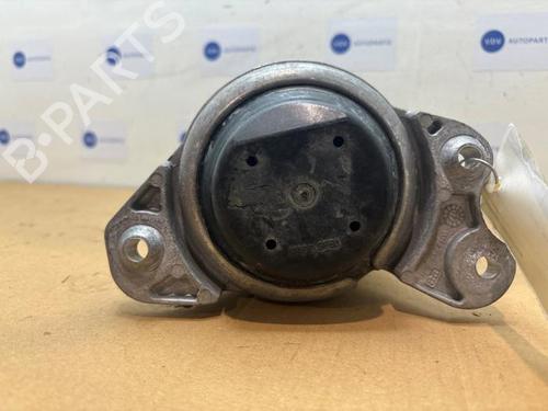 Used Engine mount Engine mount MERCEDES-BENZ GLC Coupe (C253) 350 d 4-matic (253.325) (258 hp) 38840117 38840117