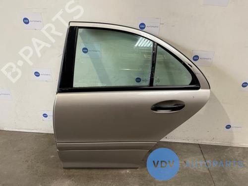 Used Right rear door MERCEDES-BENZ C-CLASS (W203) C 220 CDI (203.008) (150 hp) 25966038