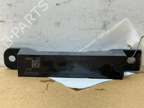antennabase-mercedes-benz-glb-x247-2019-38816666 main image