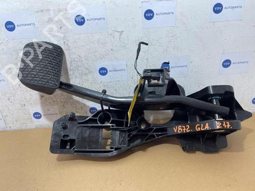 break-pedal-mercedes-benz-gla-h247-2020-38829173 main image