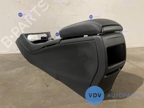 Used Middle console MERCEDES-BENZ A-CLASS (W176) A 180 (176.042) (122 hp) 25966321