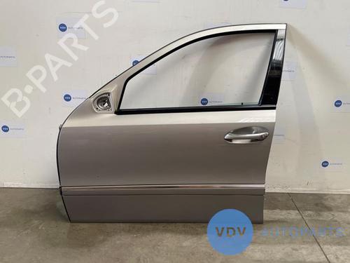 Used Left front door MERCEDES-BENZ E-CLASS T-Model (S211) E 220 T CDI (163 hp) 25963557