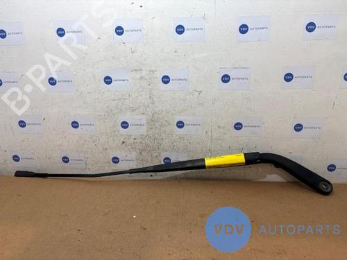Used Front windshield wiper arm MERCEDES-BENZ VITO Van (W447) 116 CDI (447.601, 447.603, 447.605) (163 hp) 25971267