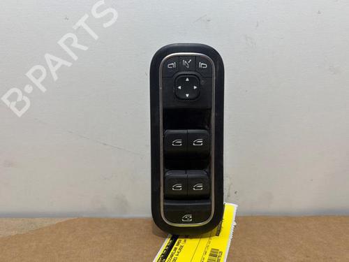 switch-mercedes-benz-a-class-saloon-v177-2018-38828794 main image