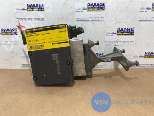 Used Electronic module MERCEDES-BENZ C-CLASS (W203) C 200 CDI (203.007) (122 hp) 25951325
