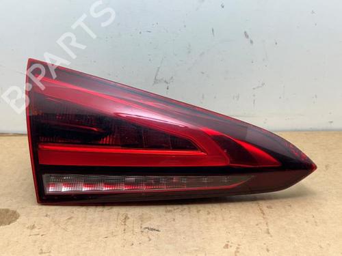 Used Right taillight Right taillight 39060408 39060408