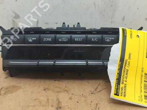 climate-control-mercedes-benz-e-class-w212-2009-2010-2011-2012-2013-2014-2015-2016-38817897 main image