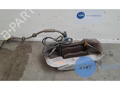 Used Right front brake caliper MERCEDES-BENZ GLC (X253) 250 4-matic (253.946) (211 hp) 25960350