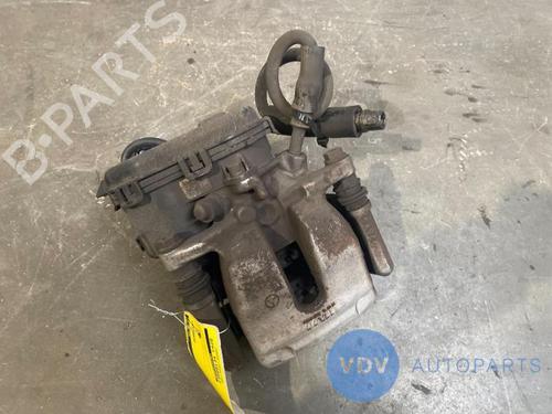 Used Left rear brake caliper MERCEDES-BENZ A-CLASS (W176) A 180 (176.042) (122 hp) 25952565