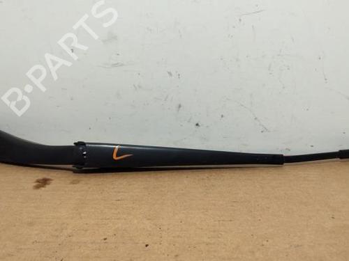 Used Front windshield wiper arm Front windshield wiper arm MERCEDES-BENZ GLA-CLASS (X156) GLA 200 CDI / d (156.908) (136 hp) 40284579 40284579