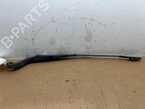Used Front windshield wiper arm Front windshield wiper arm 38820496 38820496