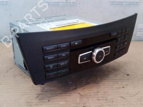 Used Radio Radio MERCEDES-BENZ C-CLASS (W204) C 200 CDI (204.001) (136 hp) 38856080 38856080