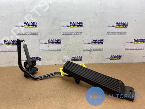 Used Pedal MERCEDES-BENZ E-CLASS Coupe (C124) E 220 (124.042) (150 hp) 25951692