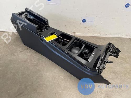 Used Middle console MERCEDES-BENZ A-CLASS (W177) A 180 d (177.003) (116 hp) 25963426