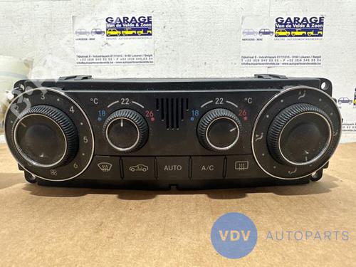 Commande Chauffage MERCEDES-BENZ C-CLASS (W203) C 200 CDI (203.007) (122 hp) 25948632