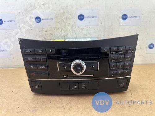 Used Radio MERCEDES-BENZ E-CLASS (W212) E 220 CDI / BlueTEC (212.001, 212.002) (170 hp) 25966414