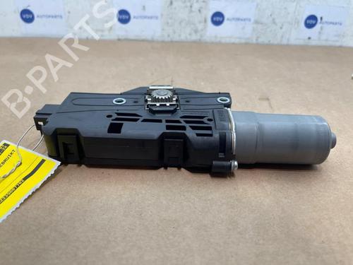 sunroof-engine-mercedes-benz-s-class-v223-2020-38835272 main image