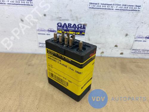 Used Electronic sensor MERCEDES-BENZ 124 Saloon (W124) 300 D (124.130) (110 hp) 25946922