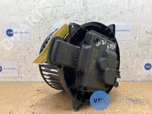 Used Heater blower motor MERCEDES-BENZ M-CLASS (W164) ML 280 CDI 4-matic (164.120) (190 hp) 25971773