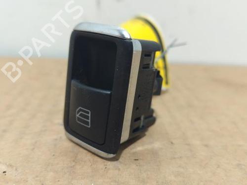 switch-mercedes-benz-cla-coupe-c117-2013-2014-2015-2016-2017-2018-2019-38816848 main image