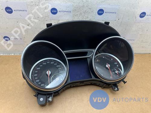 Used Display monitor MERCEDES-BENZ CLA Coupe (C117) CLA 180 CDI / d (117.312) (109 hp) 25965213