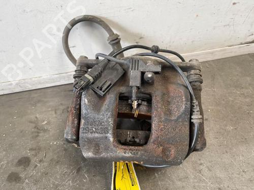 Right front brake caliper MERCEDES-BENZ A-CLASS (W176) A 200 (176.043) | BP38838095M104 - Image 3