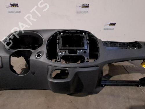 dashboard-mercedes-benz-vito-van-w447-2014-38843209 main image