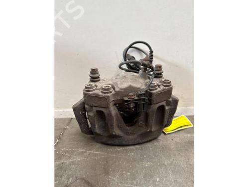 right-front-brake-caliper-mercedes-benz-cls-c218-2011-2012-2013-2014-2015-2016-2017-38848158 main image
