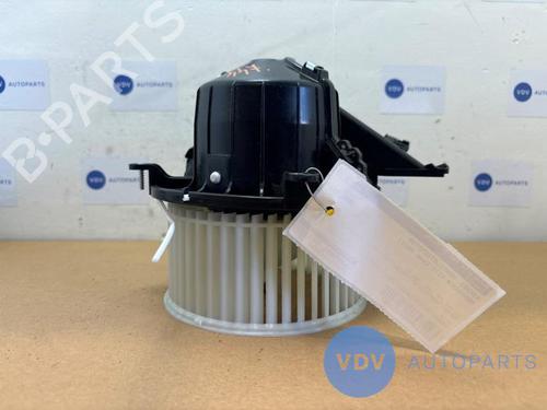 Used Heater blower motor MERCEDES-BENZ V-CLASS (W447) V 220 CDI / d (447.811, 447.813, 447.815) (163 hp) 25961220