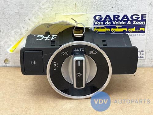 Used Headlight switch MERCEDES-BENZ A-CLASS (W176) A 200 CDI / d (176.008) (136 hp) 25949939